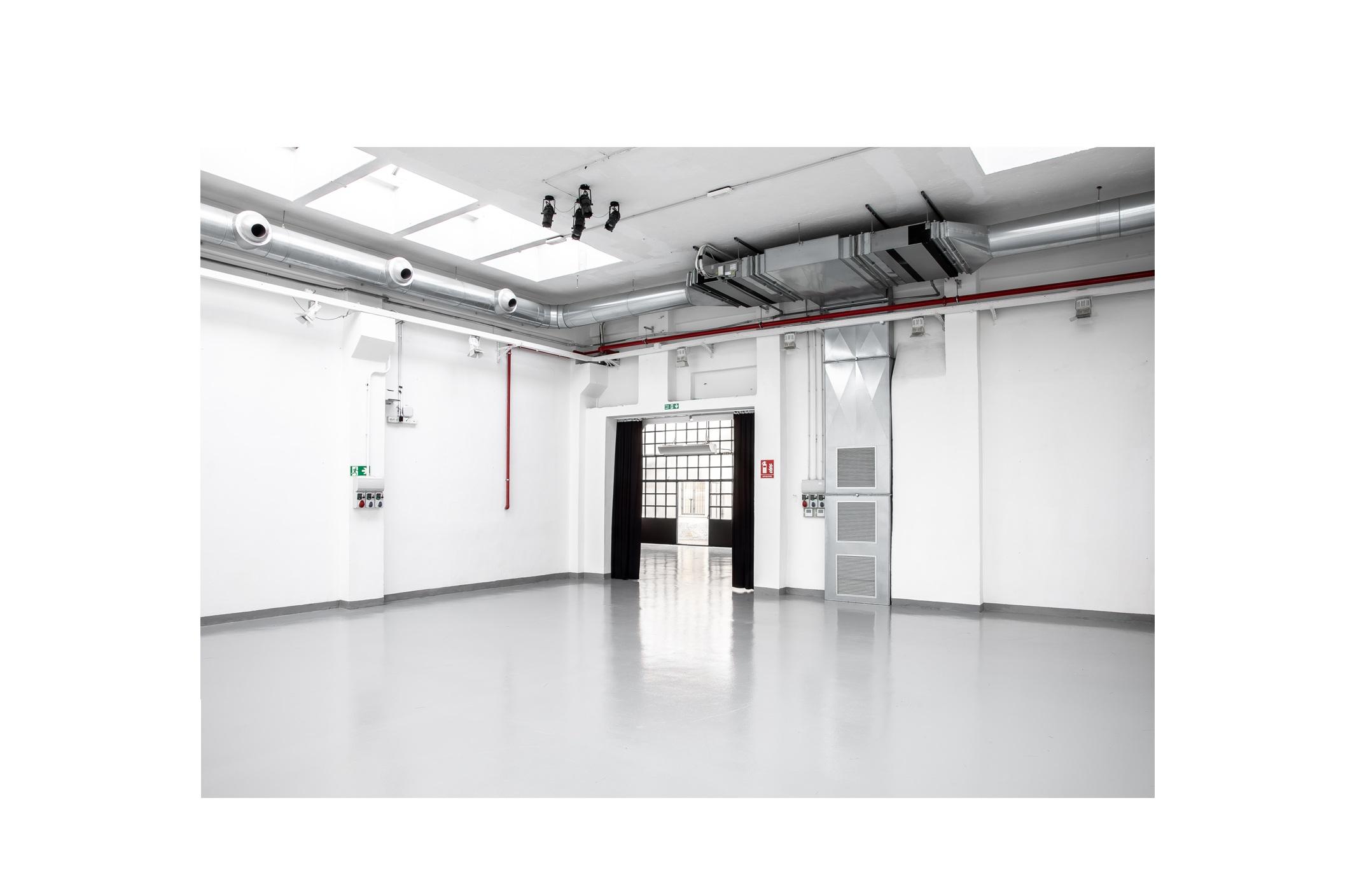 /uploads/file/696cedf218013_3 slide 7.jpg